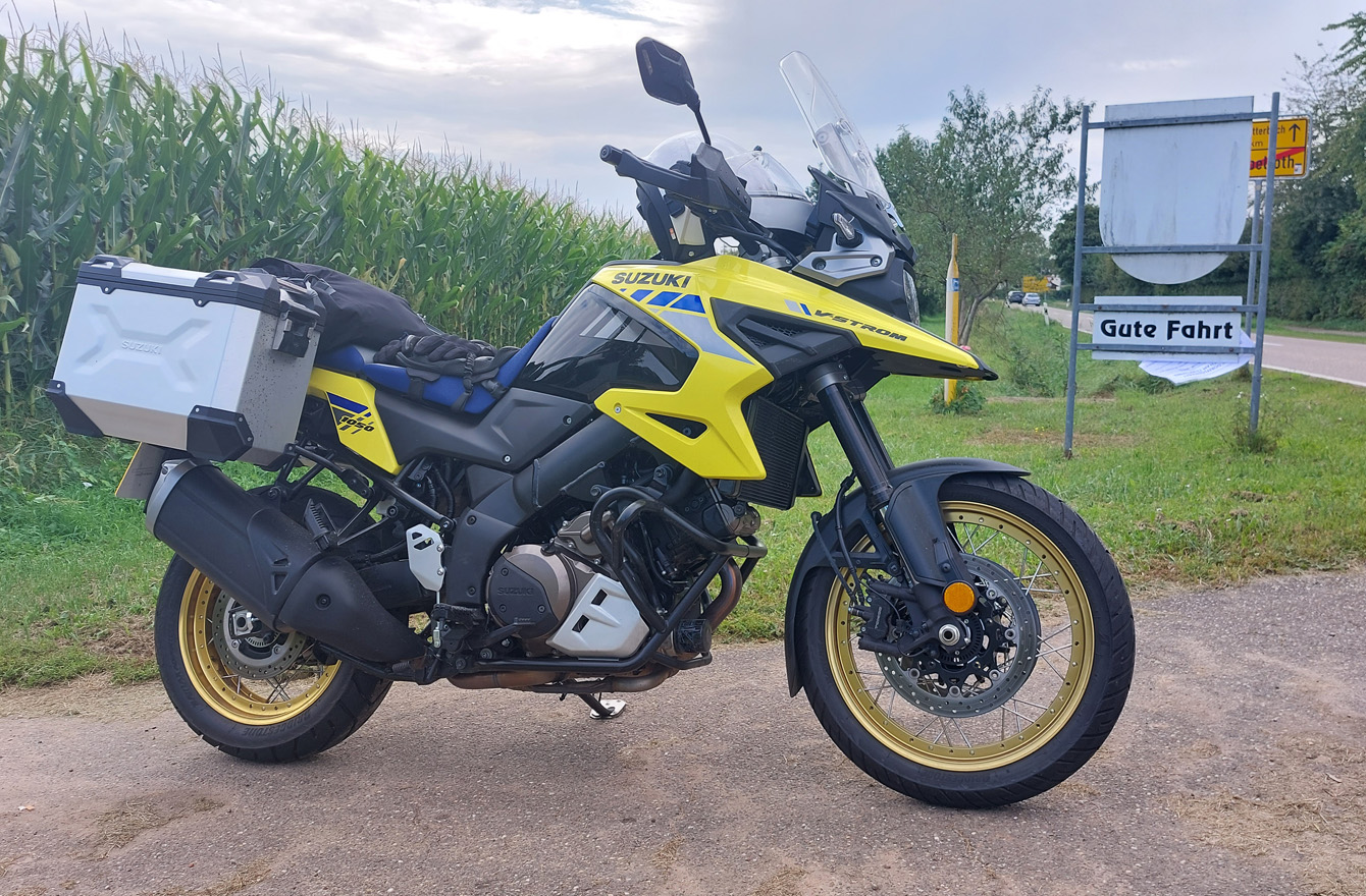 Suzuki V-Strom 1050XT - School Boy Humour