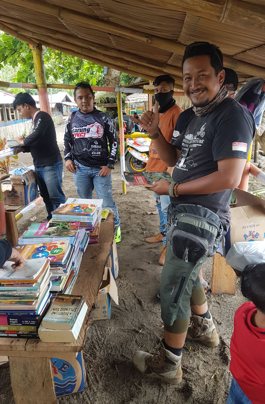Bike Hedonia - Sea Library Bikers