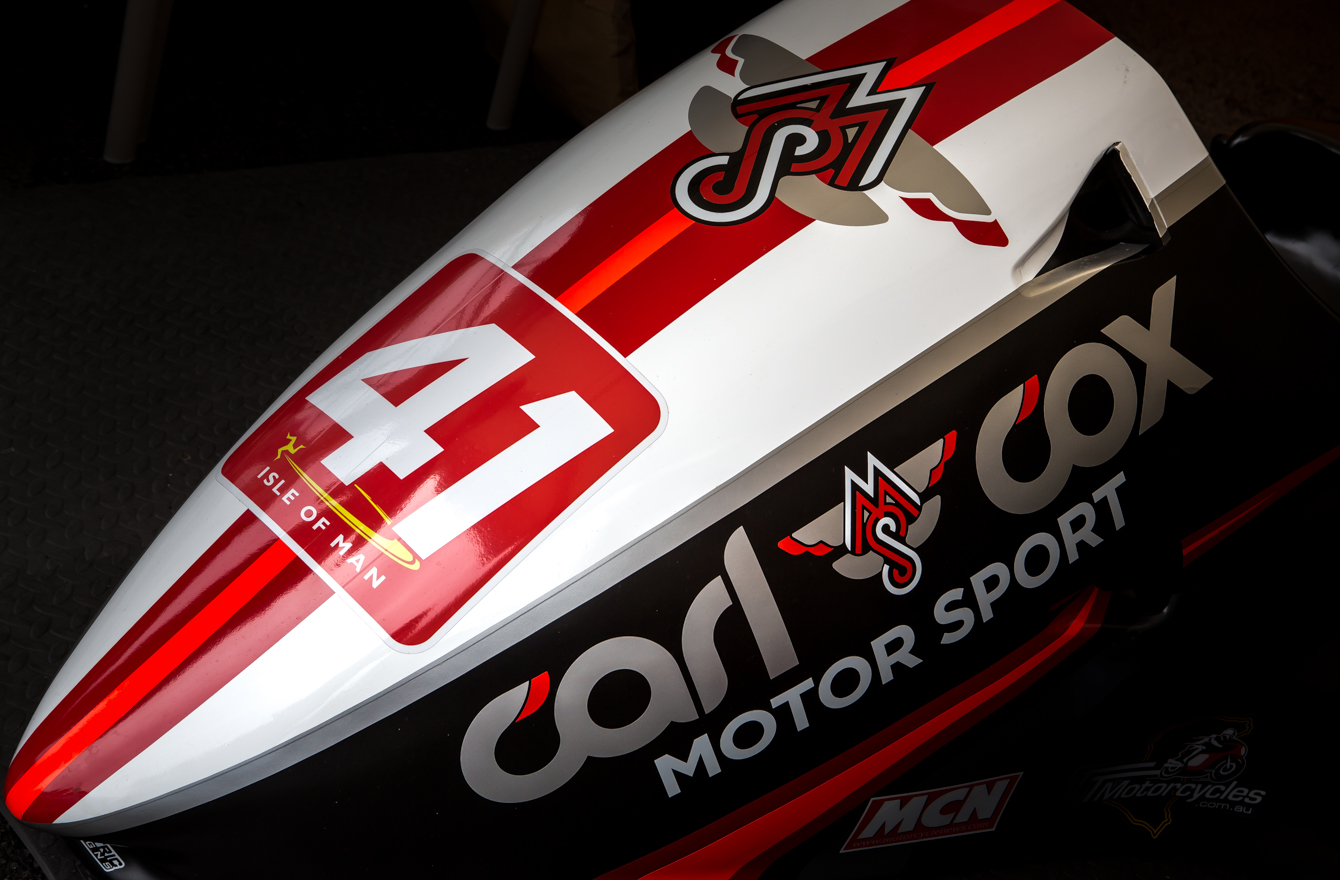 The Motorcycle Racing Paradox - Carl Cox Side Car - IOMTT 2015