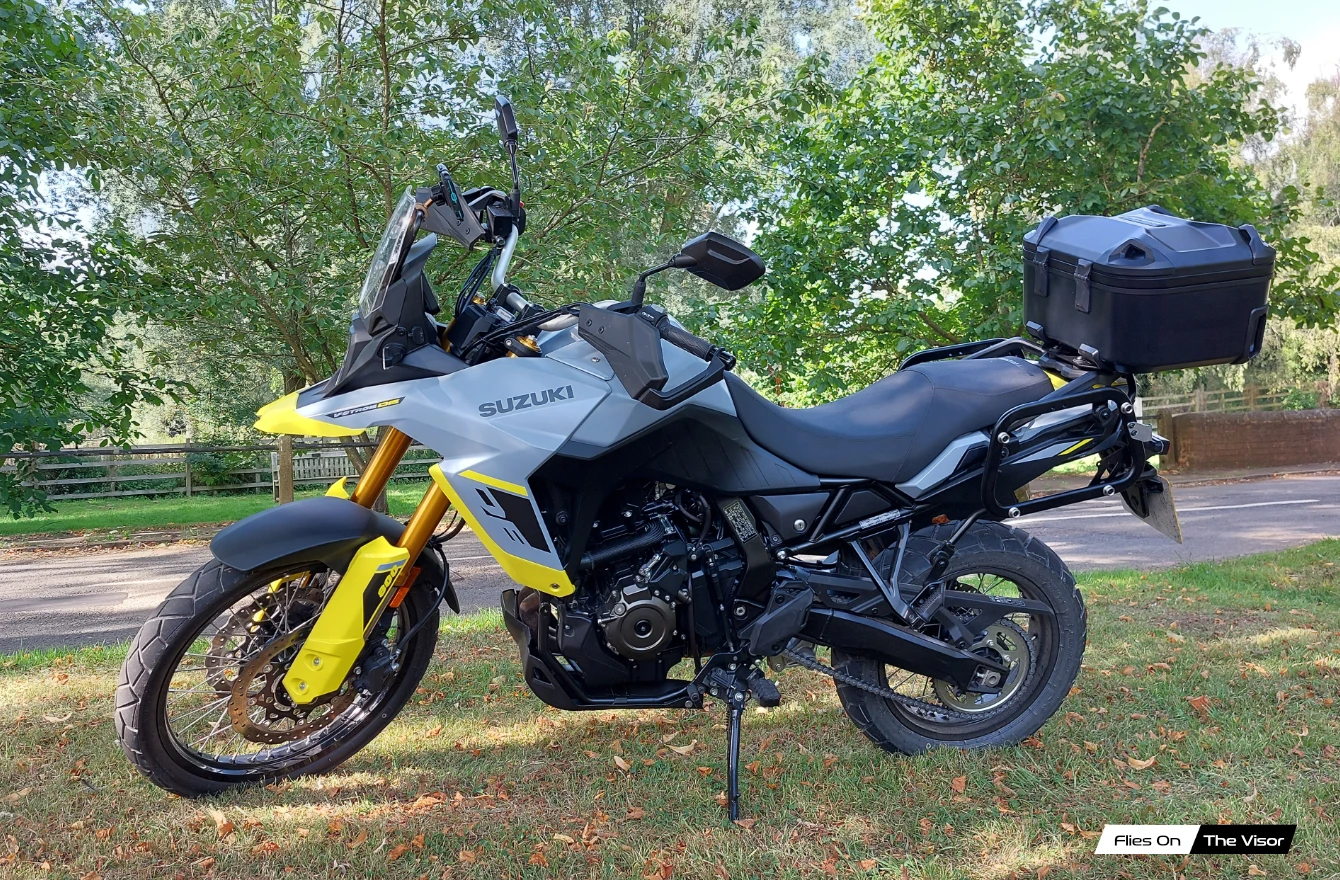 Suzuki DE800 with SW-Motech DUSC Top Case